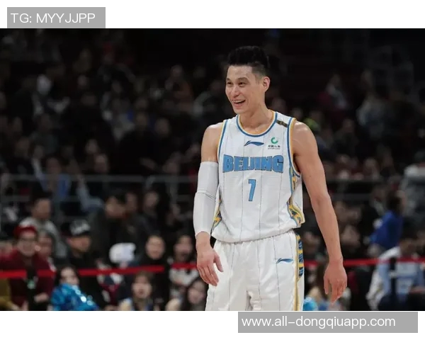 德里克奎因表现抢眼13号秀高效砍下15分6板2帽并导致文班六犯