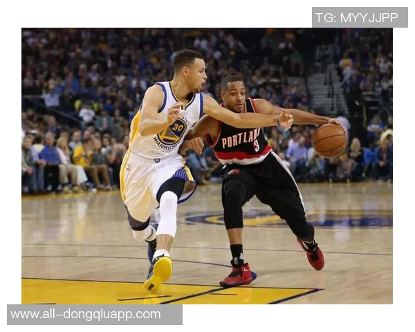 锡安首节表现出色轻松拿下10分2篮板4助攻2抢断展现全能实力 锡安首节表现出色轻松拿下10分2篮板4助攻2抢断展现全能实力