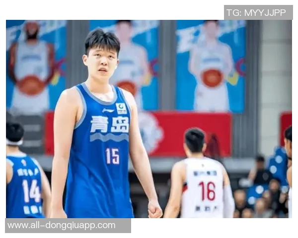 杨瀚森仍未登场机会静心练习期待未来表现提升 杨瀚森仍未登场机会静心练习期待未来表现提升