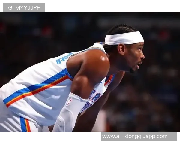 爱德华兹首节表现抢眼9投4中三分球命中率待提升